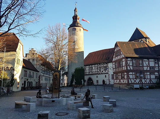 Das Schloss Tauberbischofsheim mit seinem Türmersturm und dem Tauberfränkischem Landschaftsmuseum