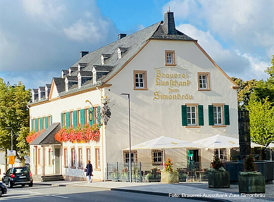 Hausansicht der Brauerei-Ausschank "Zum Simonbräu"
