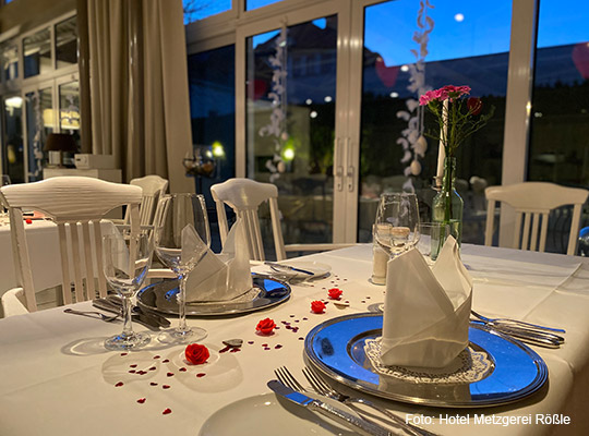 Krimidinner im Hotel Metzgerei Rößle in Dettingen-Erms