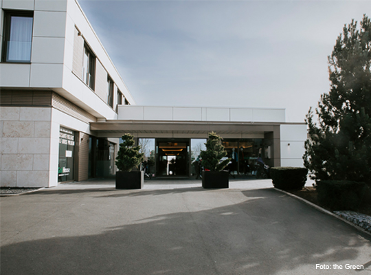 Frontansicht der modernen Location the Green