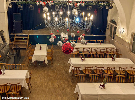 Schöner Saal im Gasthaus zum Bräu.