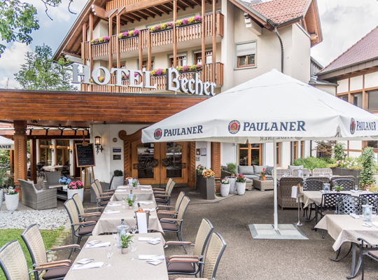 Außenansicht auf das Hotel Becher beim Krimidinner Göppingen