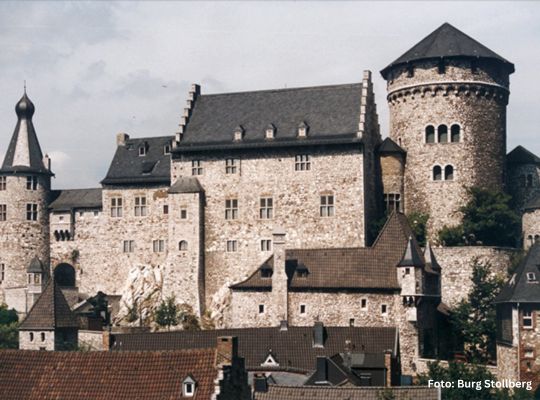 Außenansicht der alten Burg in Stolberg