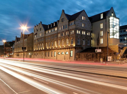 Historisches Gebäude von außen im Zentrum von Stuttgart beim Krimidinner Stuttgart