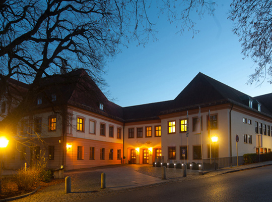 Historisches Klostergebäude von außen beim Krimidinner Ursberg