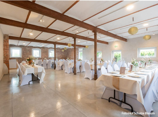 Schöner dekorierter Innenraum im Hof Schulze Blasum
