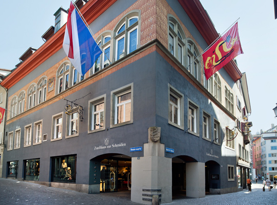 Prachtvolles, historisches Zunfthaus - Außenansicht der Location unseres Krimidinner Zürich